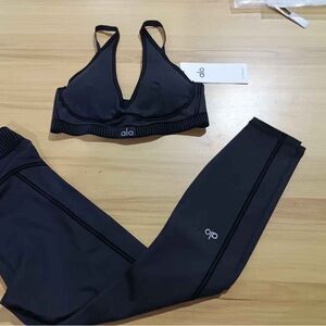 ALO Yoga Black Ribbed Sports Set Bra and Leggings